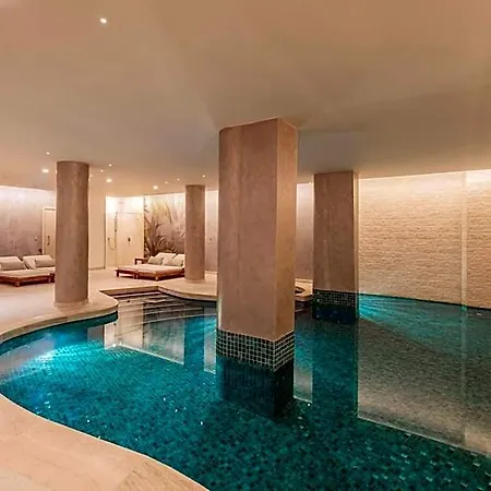 Courtyard Hotel Sliema
