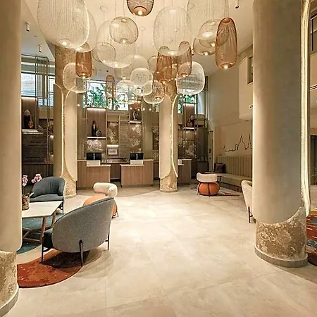 Courtyard Hotel