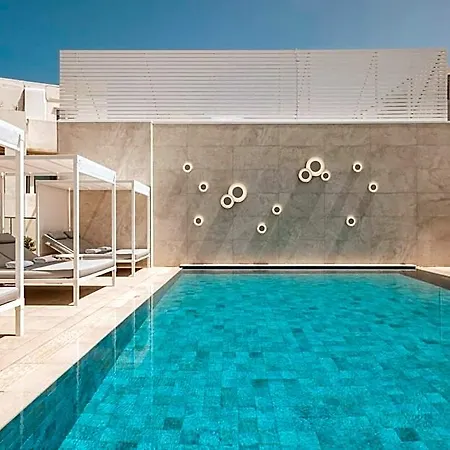 Courtyard 4* Sliema