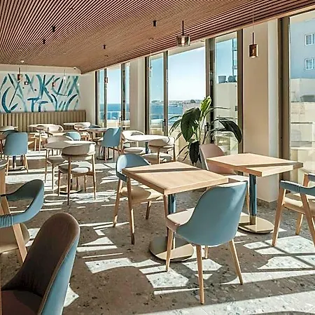 Hotel Courtyard Sliema