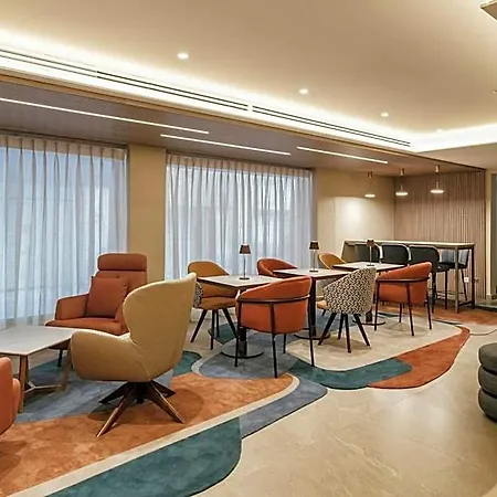 Courtyard Hotel