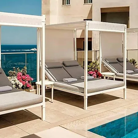 Courtyard Hotel